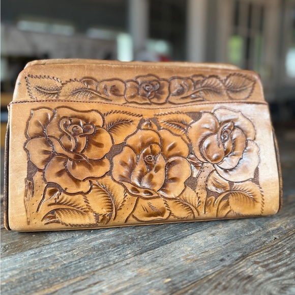 Vintage Handbags - Vintage 60’s hand tooled floral leather‎ clutch